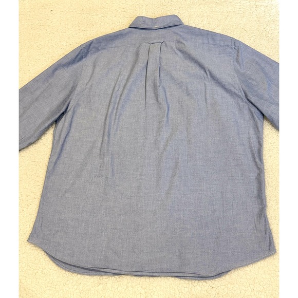 TODD SNYDER I SLIM FIT SUMMERWEIGHT FAVORITE SHIRT IN CHAMBRAY BLUE - Picture 4 of 9